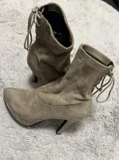 Item thumbnail for item 0e4e9c96-d72f-48a3-b564-a073a432f6b2