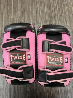 新品未使用 TWINS ボクシンググローブ ピンク/グレー 8オンス Twins キック ボクシンググローブ 8オンス Grey グレーの個人