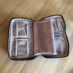 【ちい様専用】無印メイクブラシケースのサムネイル