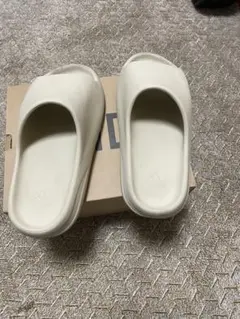 2026年最新】yeezy slide boneの人気アイテム - メルカリ