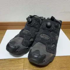 reebok インスタポンプフューリー スニーカー