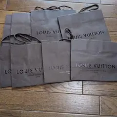 Item thumbnail for item 8915bca2-46e6-4527-a151-aa37b6f65a5f