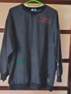 刺繍入りデニム長袖トップス