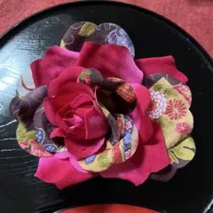 髪飾り　バラ和柄