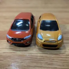 トミカ コンパクトカー2台セット