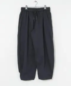 UNTRACE_156 - CURVE TAPERED PANTS