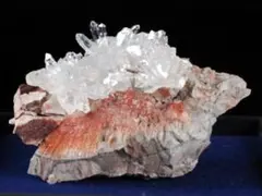 【ケース付き】クオーツクラスター（アメリカ、ユタ州産）