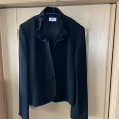 フォーマルブラックエレガントスーツ　　　　　　NINA RICCI 9AR