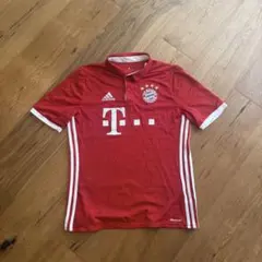 Bayern Munchen Hummels レッドシャツ 海外規格Lサイズ - メルカリ