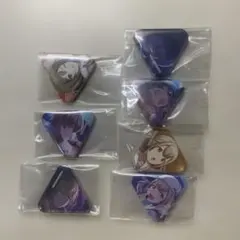 プロセカ ビビバス 小豆沢こはね 白石杏 東雲彰人 MEIKO 3角缶バッチ