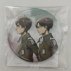 進撃の巨人 エレン&リヴァイ 缶バッジ 冬の歩み ロフト ②
