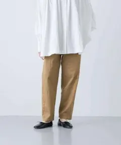 早割4/14まで【新品タグ付】コットンストレッチイージーパンツ ベージュ 日本製のサムネイル