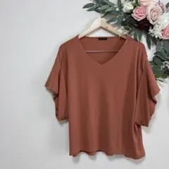 【VIVERE】大きいサイズＬＬ／Vネック 折り袖デザインシャツ 茶系