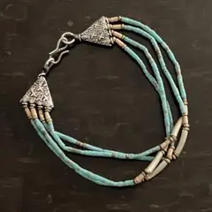 〈ボヘミアン〉ビーズのブレスレット ターコイズブルー 春 夏 バングル