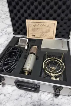 AKG コンデンサーマイク + マイクホルダー + 電源ユニット セット