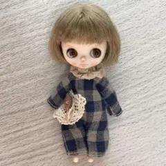 カスタムプチブライス お人形遊び