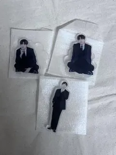 BTS V テテ　アクスタ　マグネット　ラキドロ