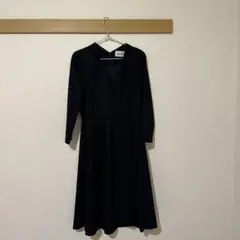 ROPE 黒 長袖 ひざ丈ワンピース