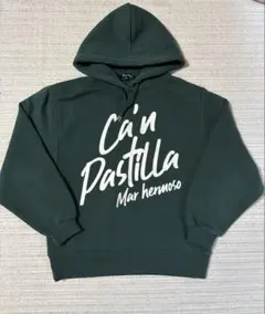 しまむら　長袖　パーカー　パーカ　フーディー　トレーナー　緑　グリーン　英字