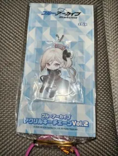 ブルーアーカイブ　浅黄ムツキ　アクリルキーチェーン