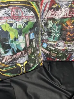 フィーバー機動戦士ガンダムユニコーン 一番くじ 筐体クッション 2種セット