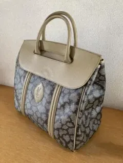 Yves Saint Laurent ハンドバッグのサムネイル