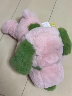 【新品未使用】春色カラー　スヌーピー　寝そべりぬいぐるみ　ピンク　グリーン