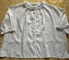 サマンサモスモス　リネンレーヨン　フリル襟　星座プリントブラウス