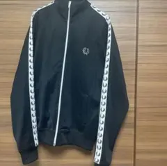 FRED PERRY トラックジャケットのサムネイル
