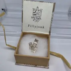 フィリフヨンカ Fillyjonk ピアス - メルカリ