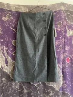 サイドボタンチェックラップスカート