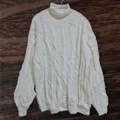 長袖ニット アイボリー ケーブル編み ハイネックニット レディース