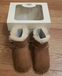 UGG 　ベビー　シープスキンのサムネイル
