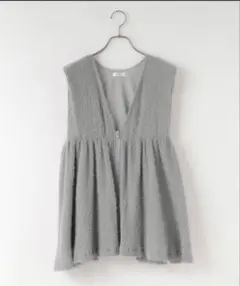 ローリーズファーム ファジー素材 Vネックジレ グレー