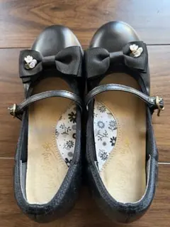 リボン付き黒フォーマルシューズ　20センチ