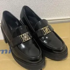 BANDA 厚底ローファー ブラックのサムネイル