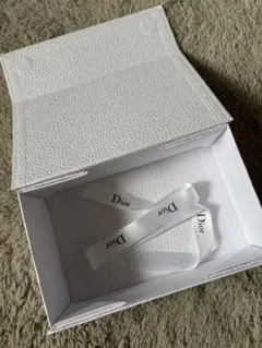 Dior 空箱 ギフトボックス リボン付き