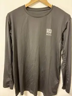 ONEHUNDRED ATHLETIC グレー 長袖カットソー ロゴ入り