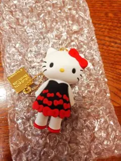 キティ展 マスコットチャーム ドレス