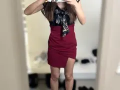 レーススカーフ付きワインレッドドレス