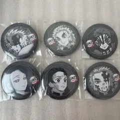 6点　缶バッジ　ダイニング限定　鬼滅の刃