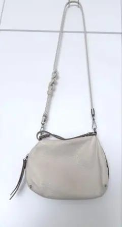 【美品】GIANNI CHIARINI アリファ S ショルダーバッグ　ホワイトのサムネイル