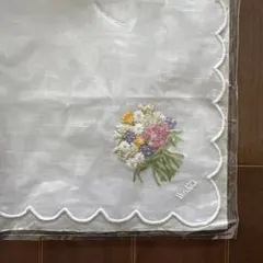 未使用　ワコウ　手刺繍ハンカチーフ　コットン　花柄　銀座和光　綿　WAKOのサムネイル