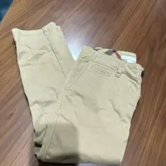 Burberryベージュ ストレートパンツ 110のサムネイル