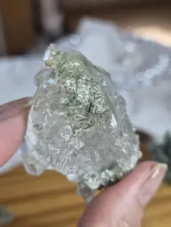 天然石 ヒマラヤ水晶 クラスター 原石 置物　クローライト　インド　サインジ