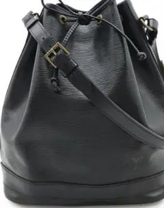 LOUIS VUITTON エピ サックアドノエ ショルダーバッグ ブラック - メルカリ
