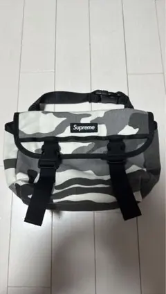 Chrom様専用Supreme Mini Messenger Bag [798] - メルカリ
