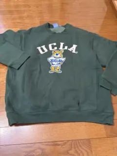 UCLA ダークグリーン トレーナー