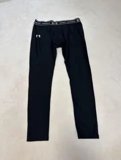 アンダーアーマー　インナーパンツ　黒