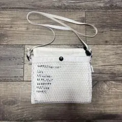 ウィークエンダー　サコッシュ